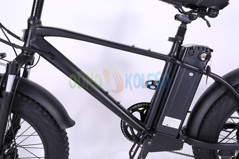 elektrovelosiped_rockwheel_t-20_pro_akkumulyator.jpg
